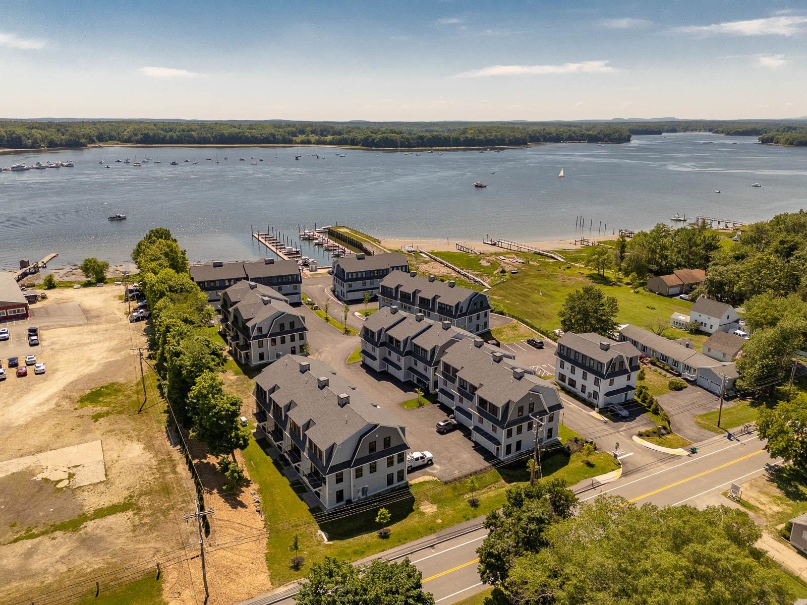 25 LITTLE BAY Drive
