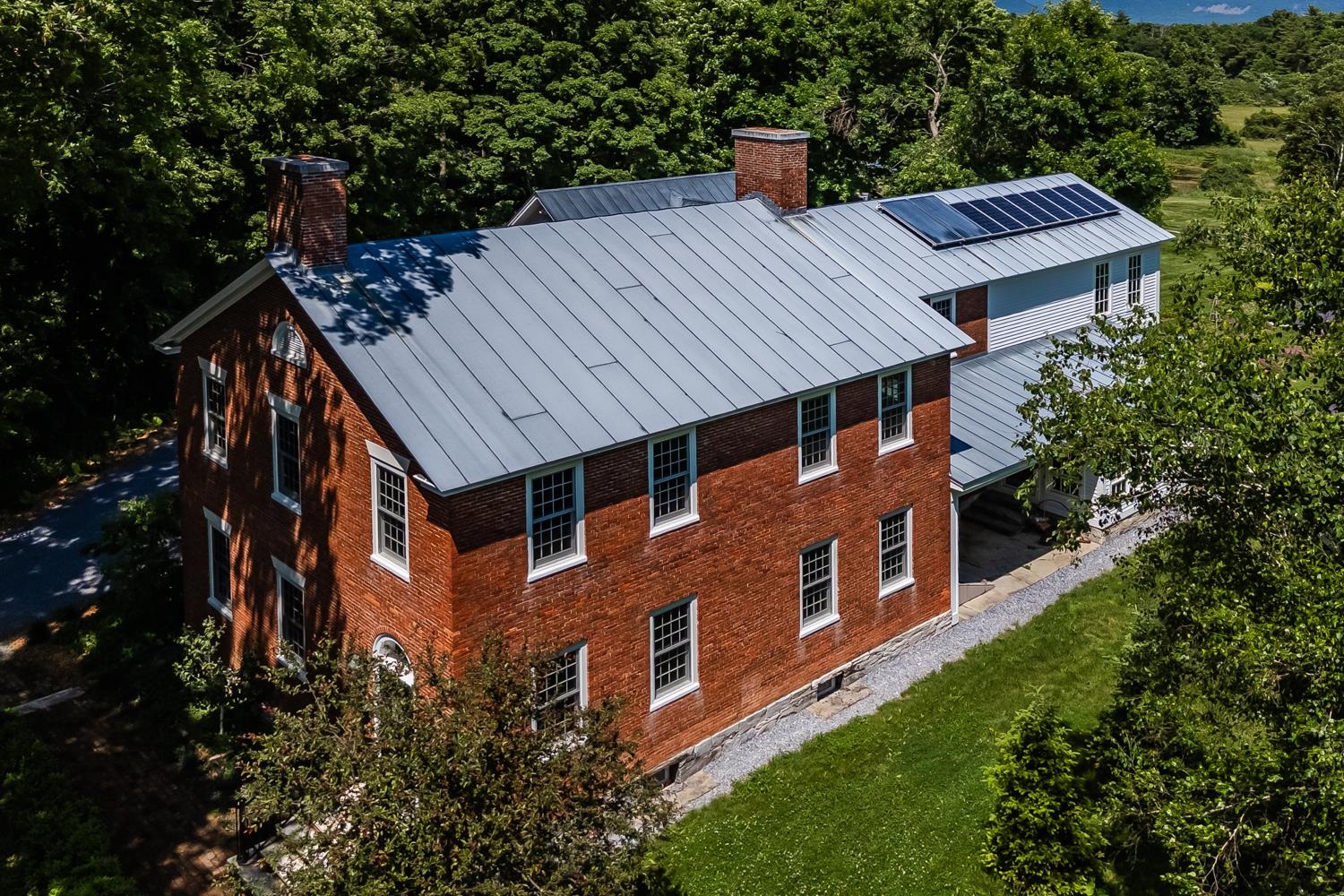 1816 Morgan Horse Farm Road