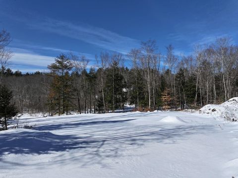 Photo of 721 Range Road, Deerfield, NH 03037 (MLS # 5083522)