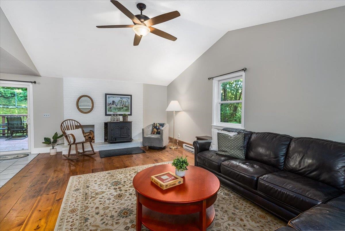 5 Hickory Hill Drive