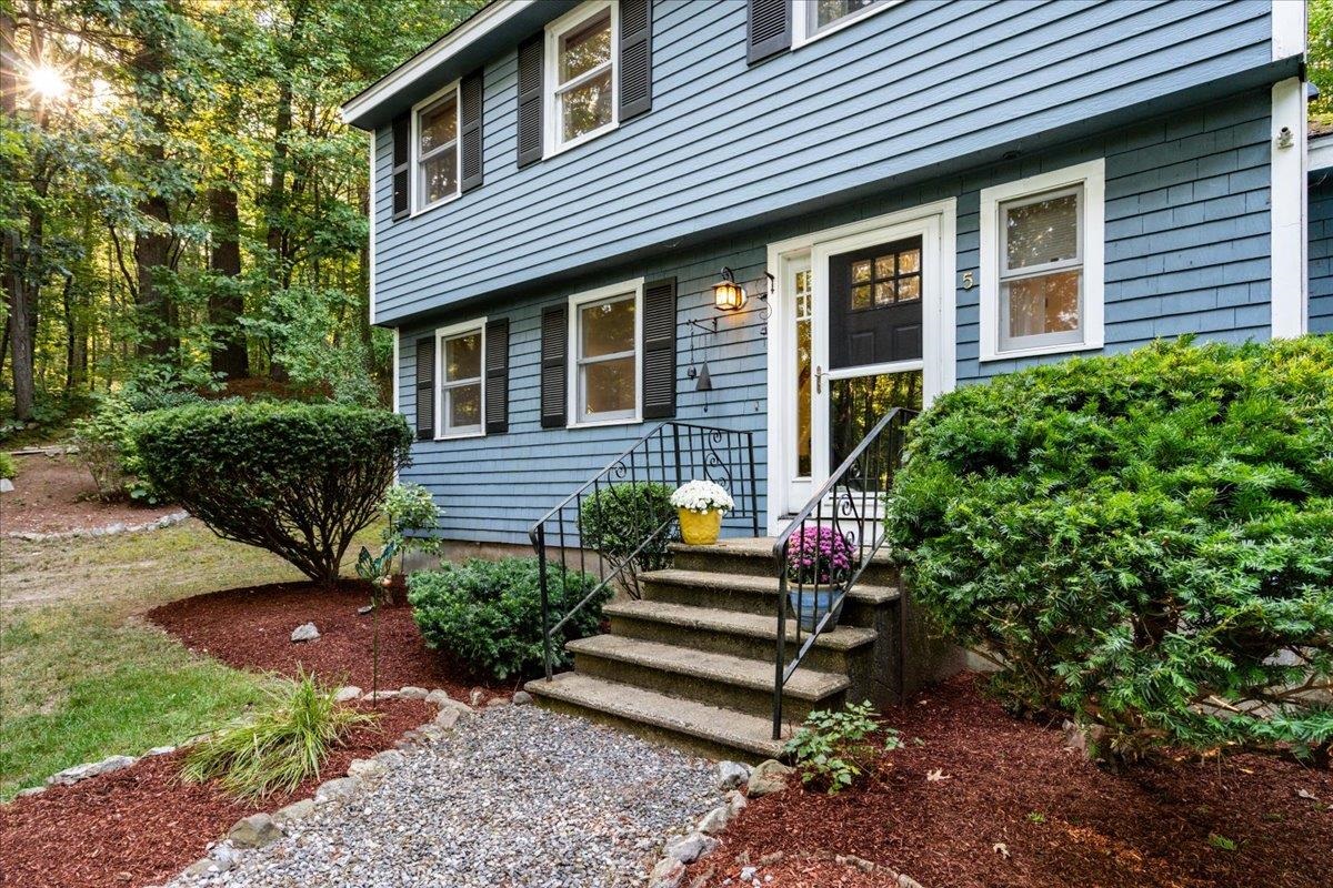 5 Hickory Hill Drive