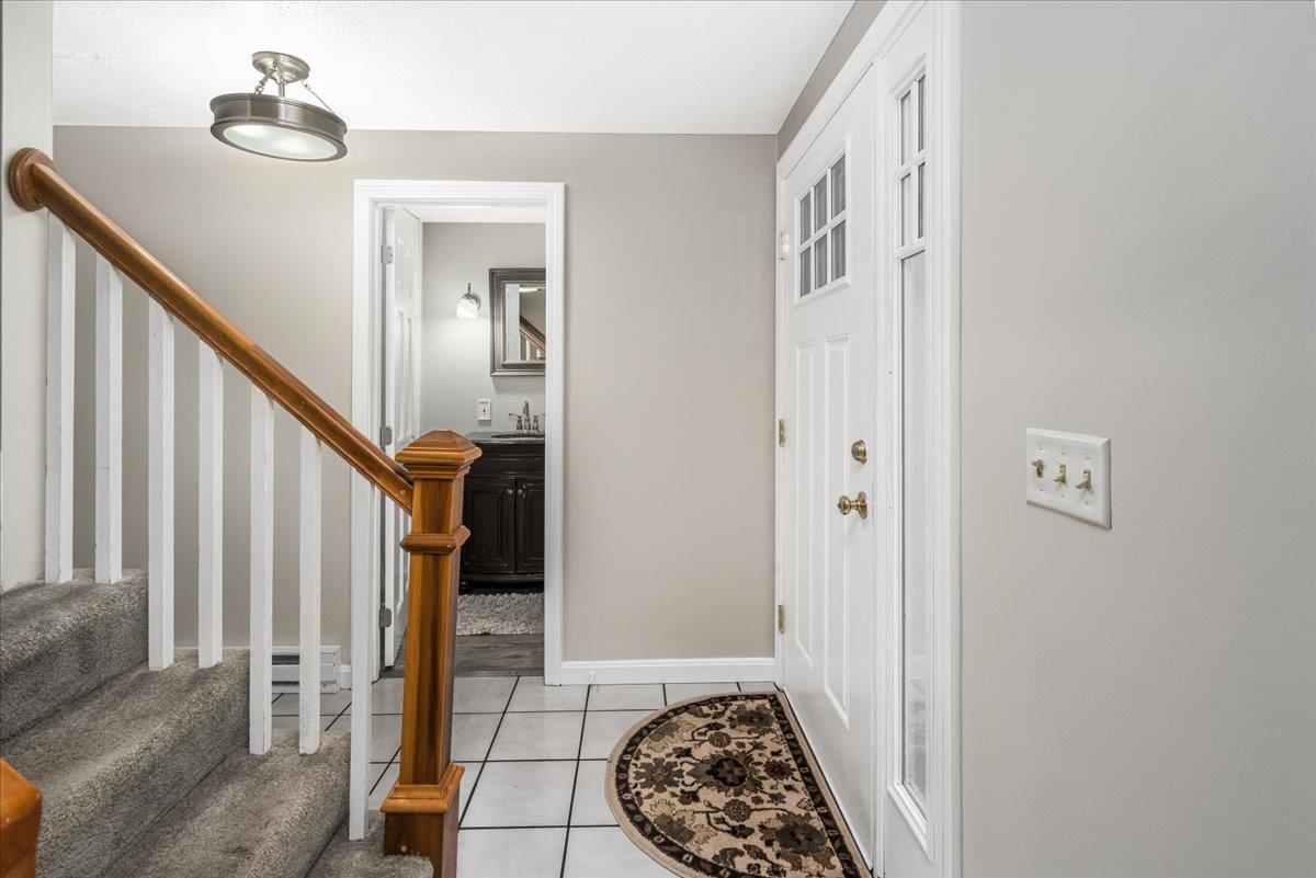 5 Hickory Hill Drive