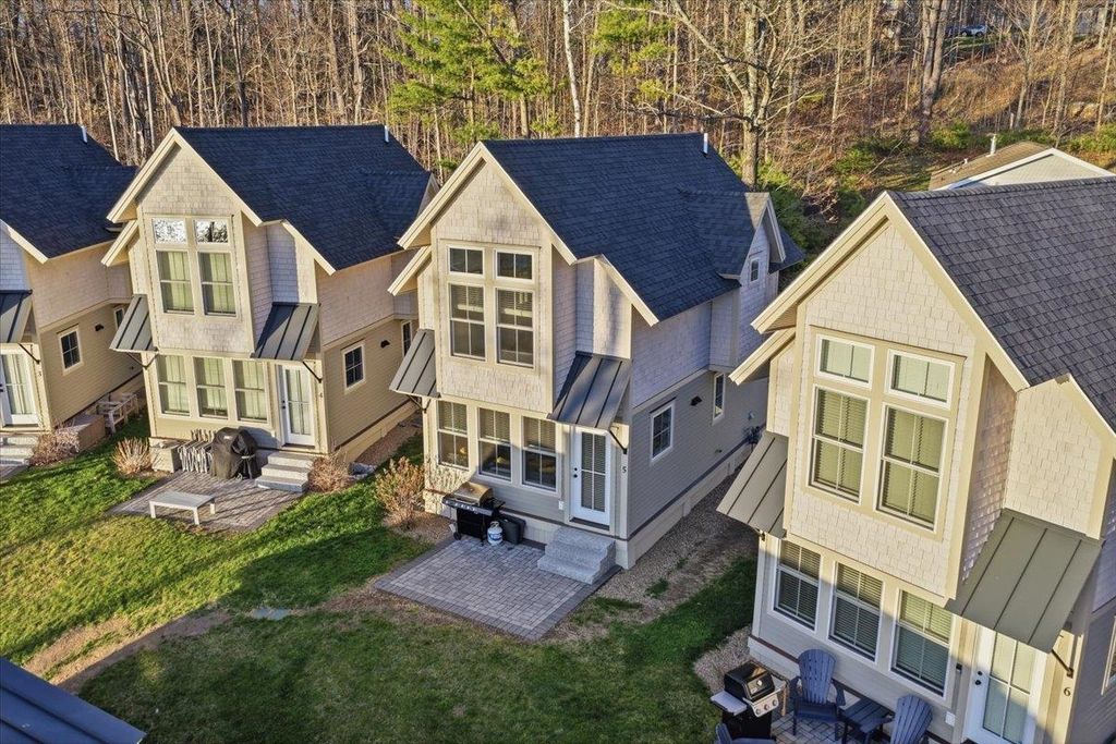 Photo of 109 Weirs Boulevard #5, Laconia, NH 03246 (MLS # 5076024)