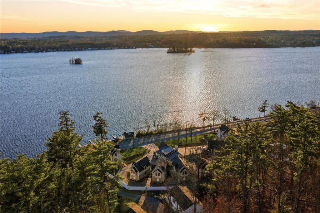 Photo of 109 Weirs Boulevard #5, Laconia, NH 03246 (MLS # 5076024)