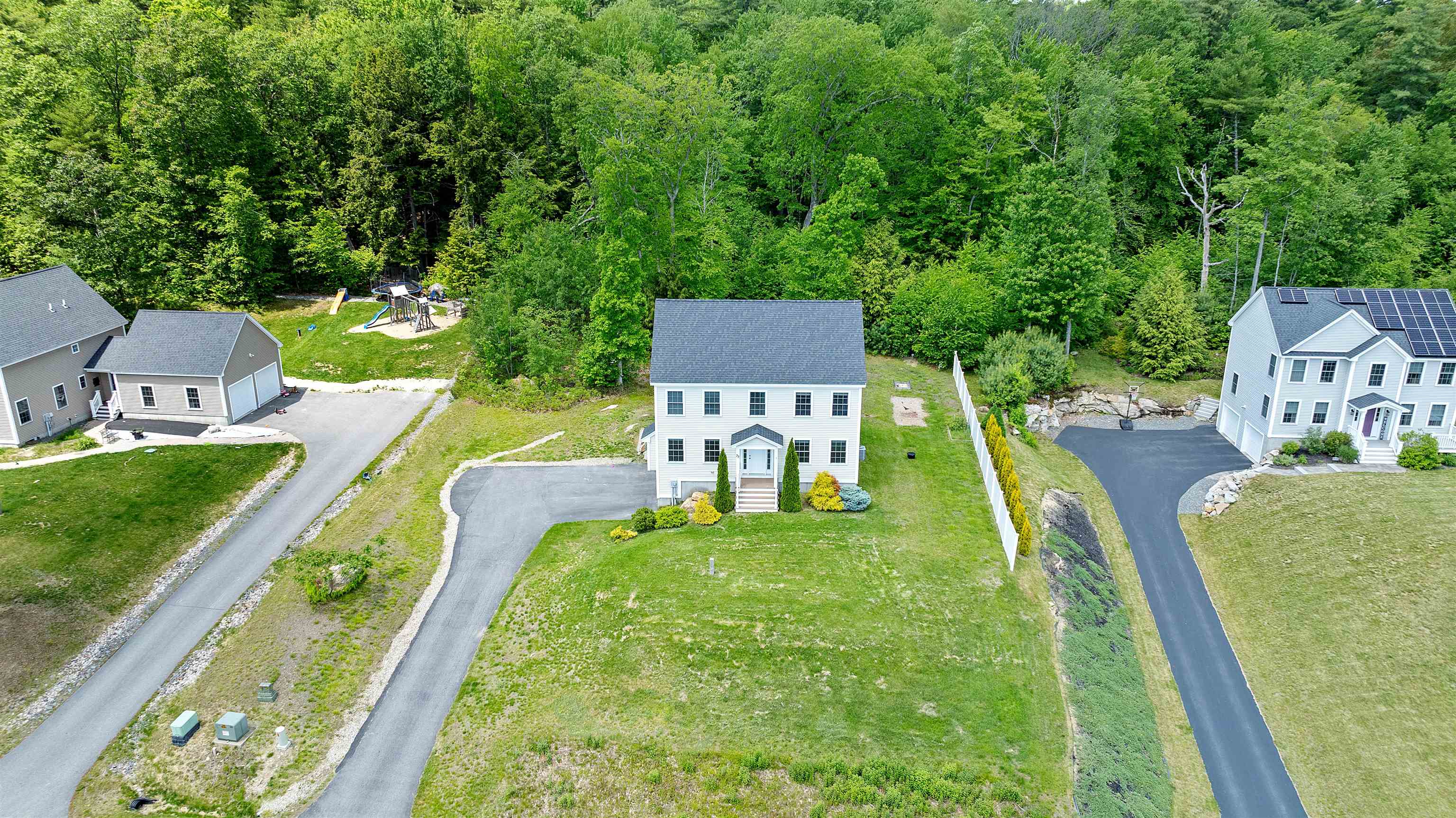 33 Thatcher Way