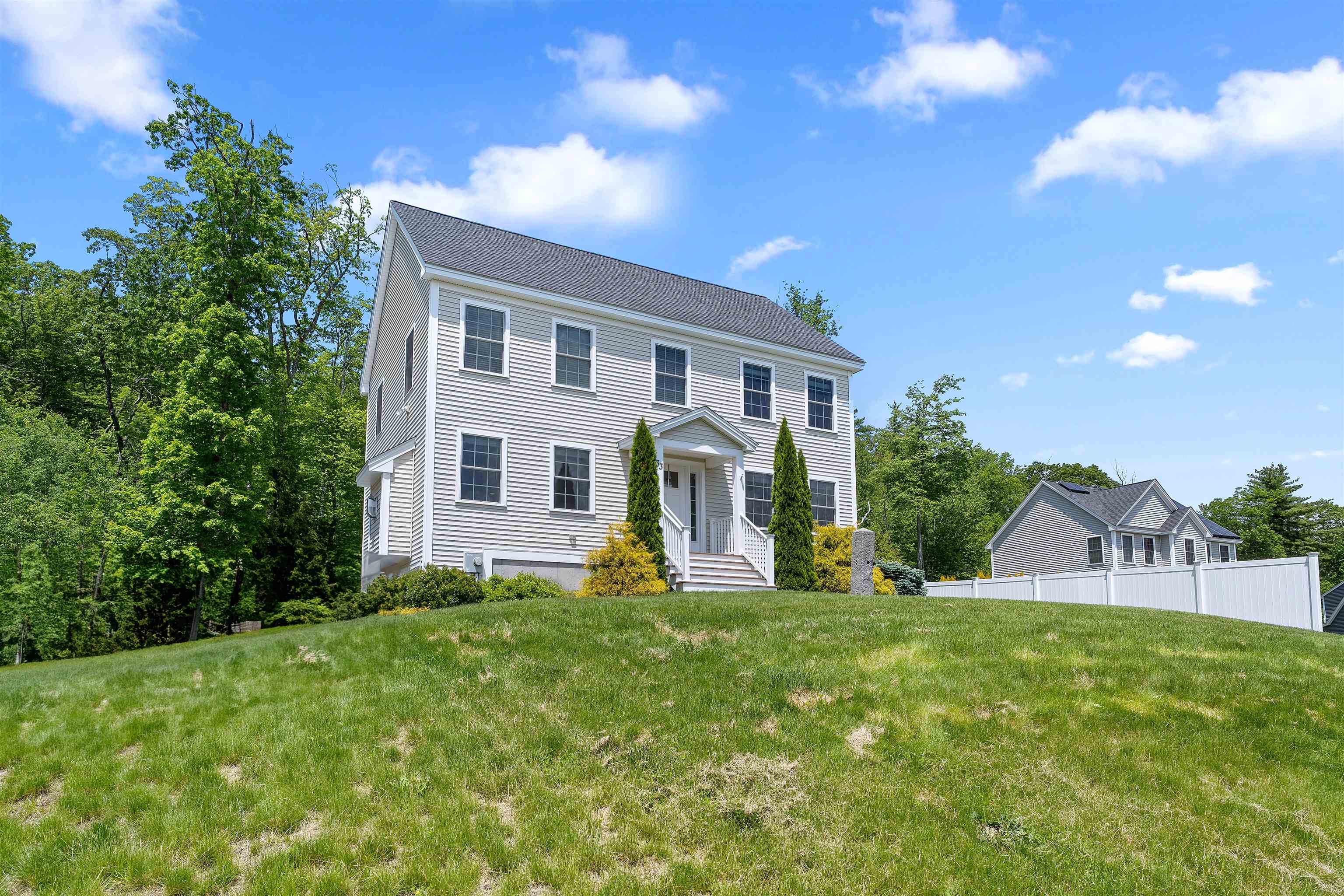 33 Thatcher Way