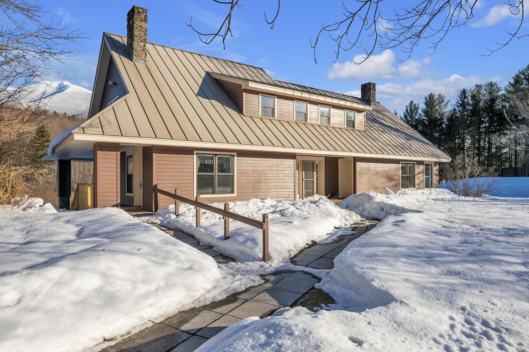 464 Pleasant Valley Road
