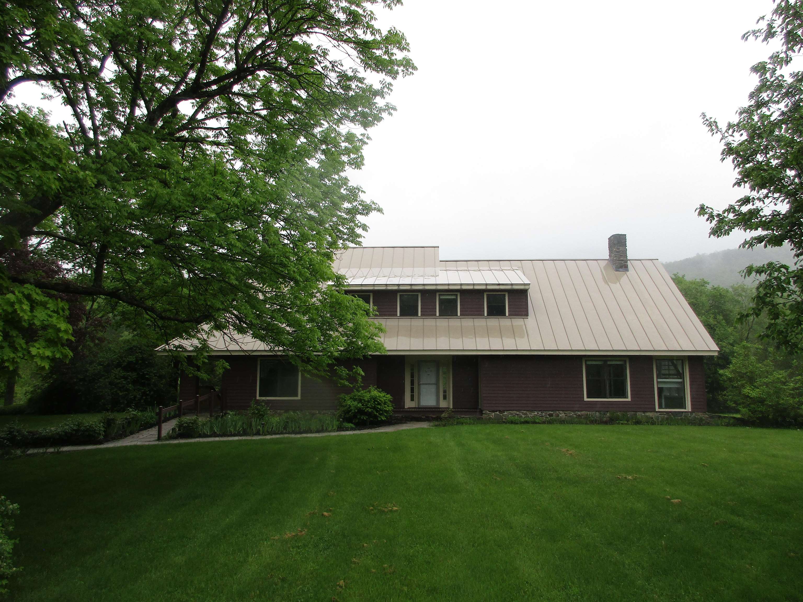 464 Pleasant Valley Road