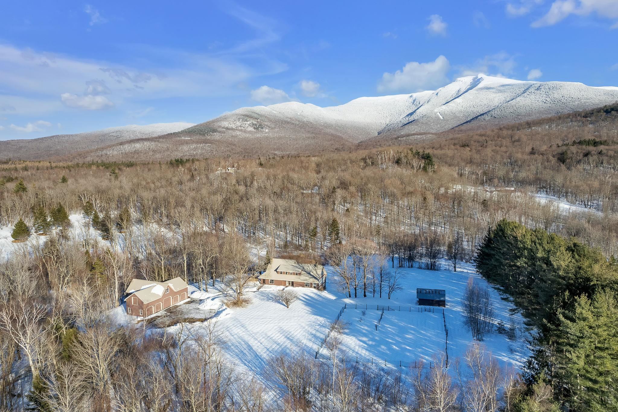 464 Pleasant Valley Road