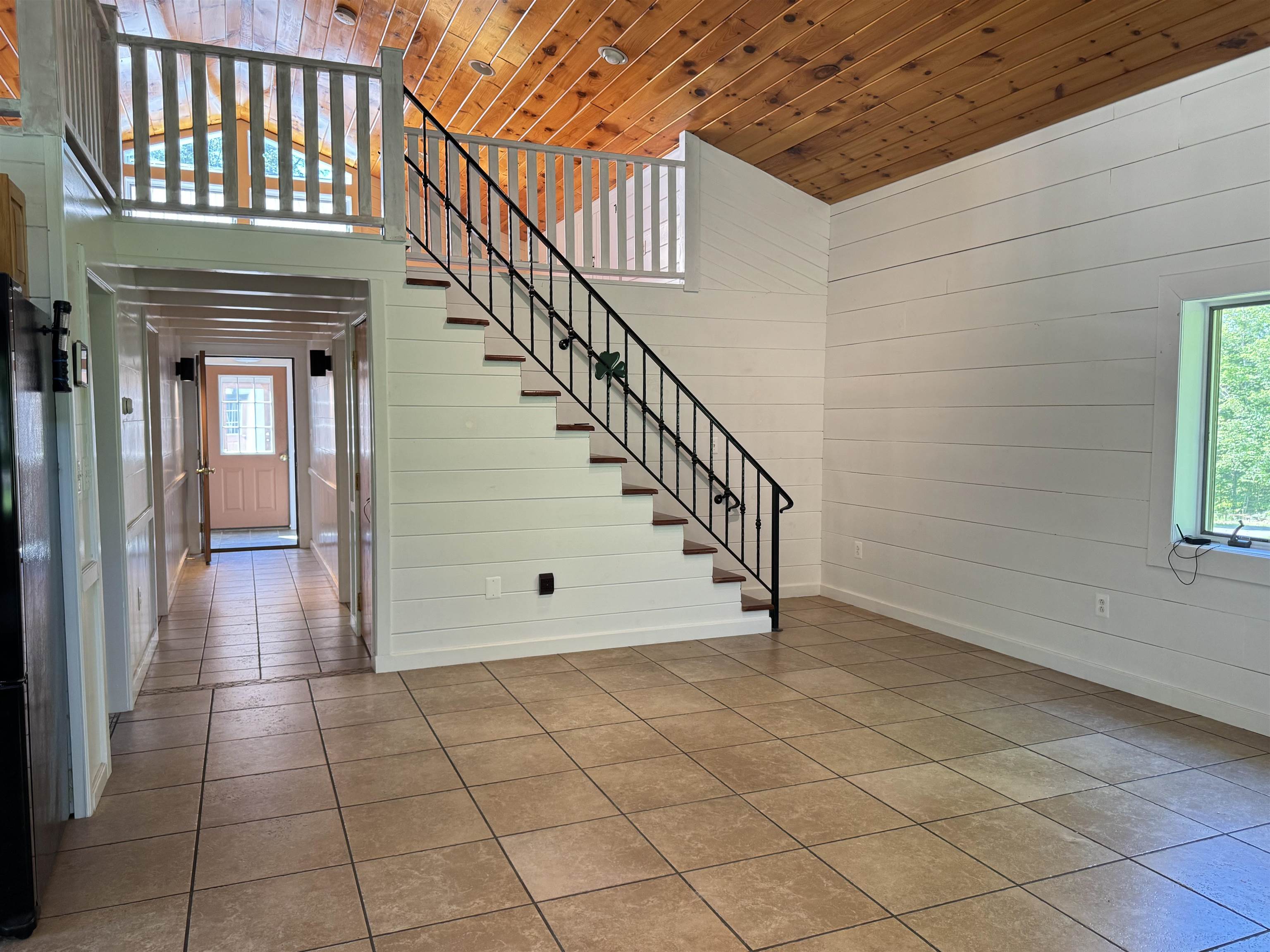166 Forest Road