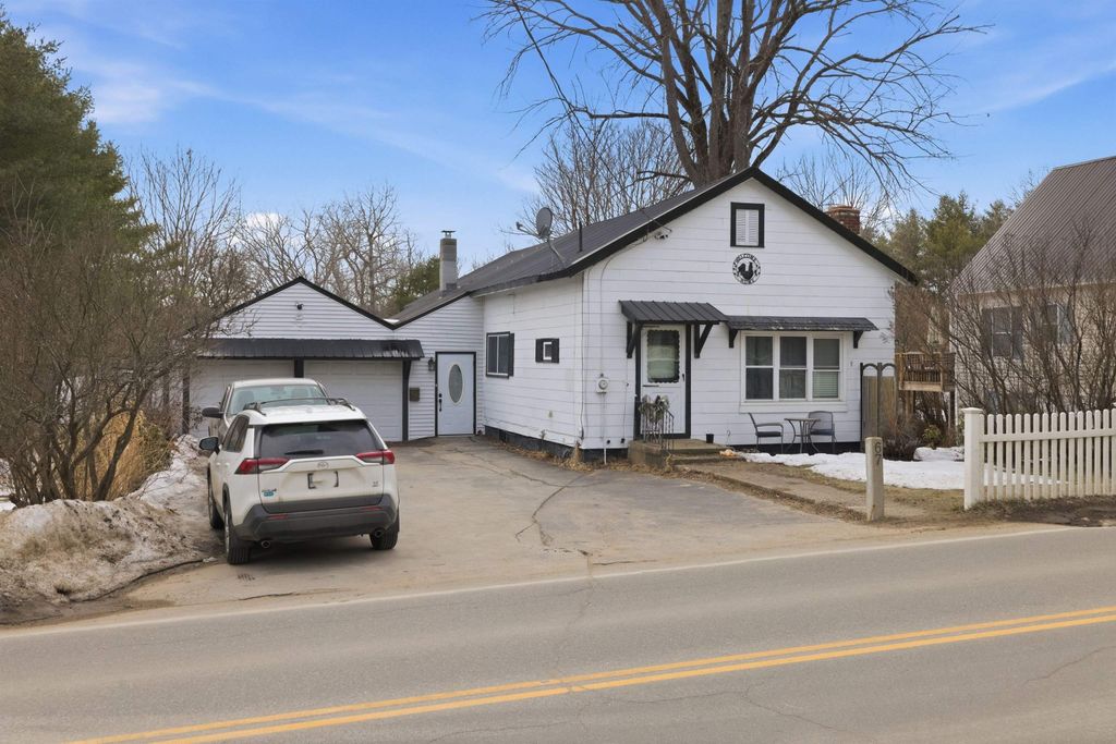 Photo of 67 Park Street, Northfield, NH 03276 (MLS # 5079265)