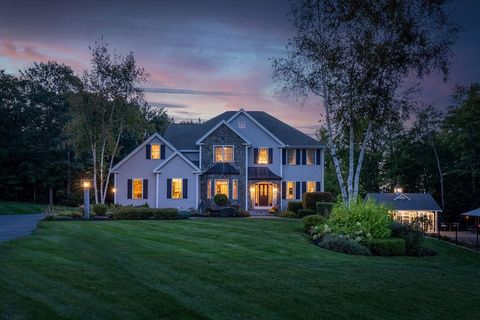 32 wildwood Road Auburn NH 03032