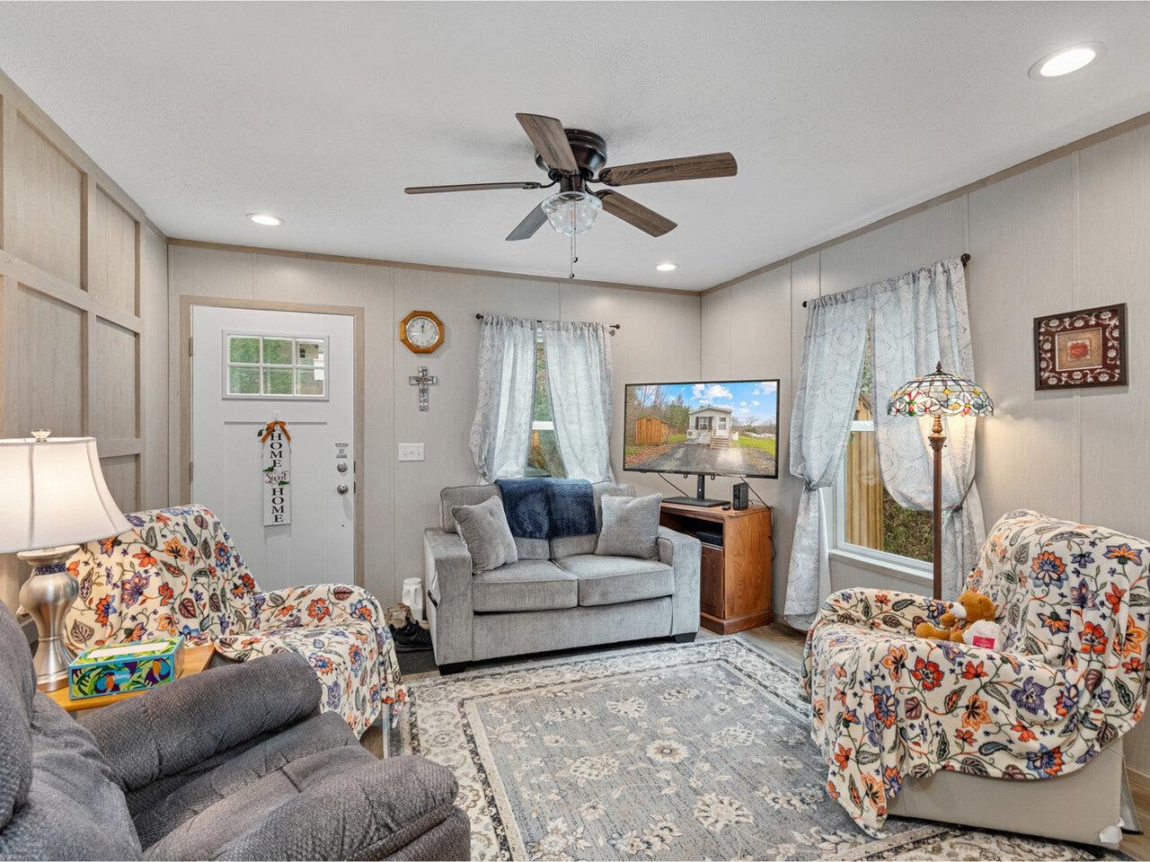 120 Bennington Drive