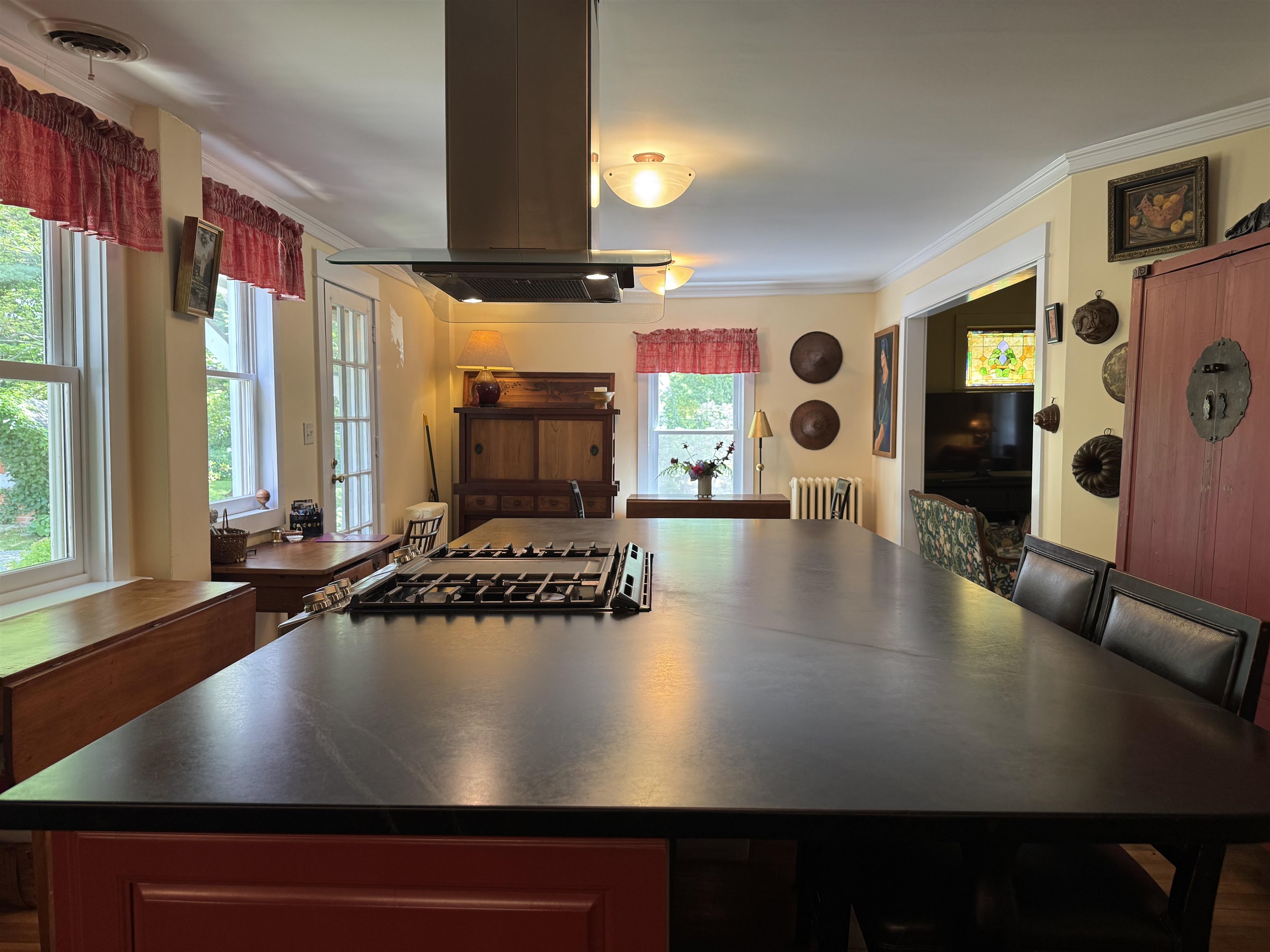 Salisbury, Vermont 05769, United States, 3 Bedrooms Bedrooms, ,2 BathroomsBathrooms,Residential,Active,170203