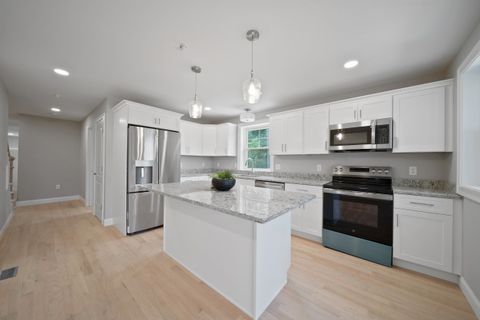 11 Cypress Lane 7 Windham NH 03087