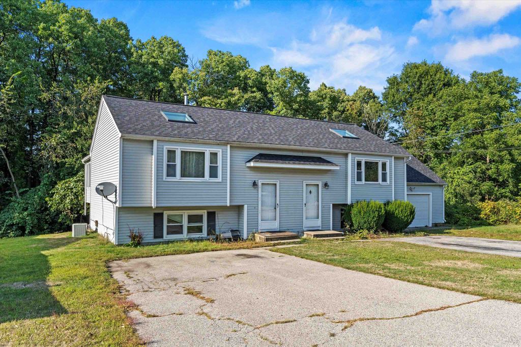 Photo of 90 Derryfield Road, Derry, NH 03038 (MLS # 5060959)