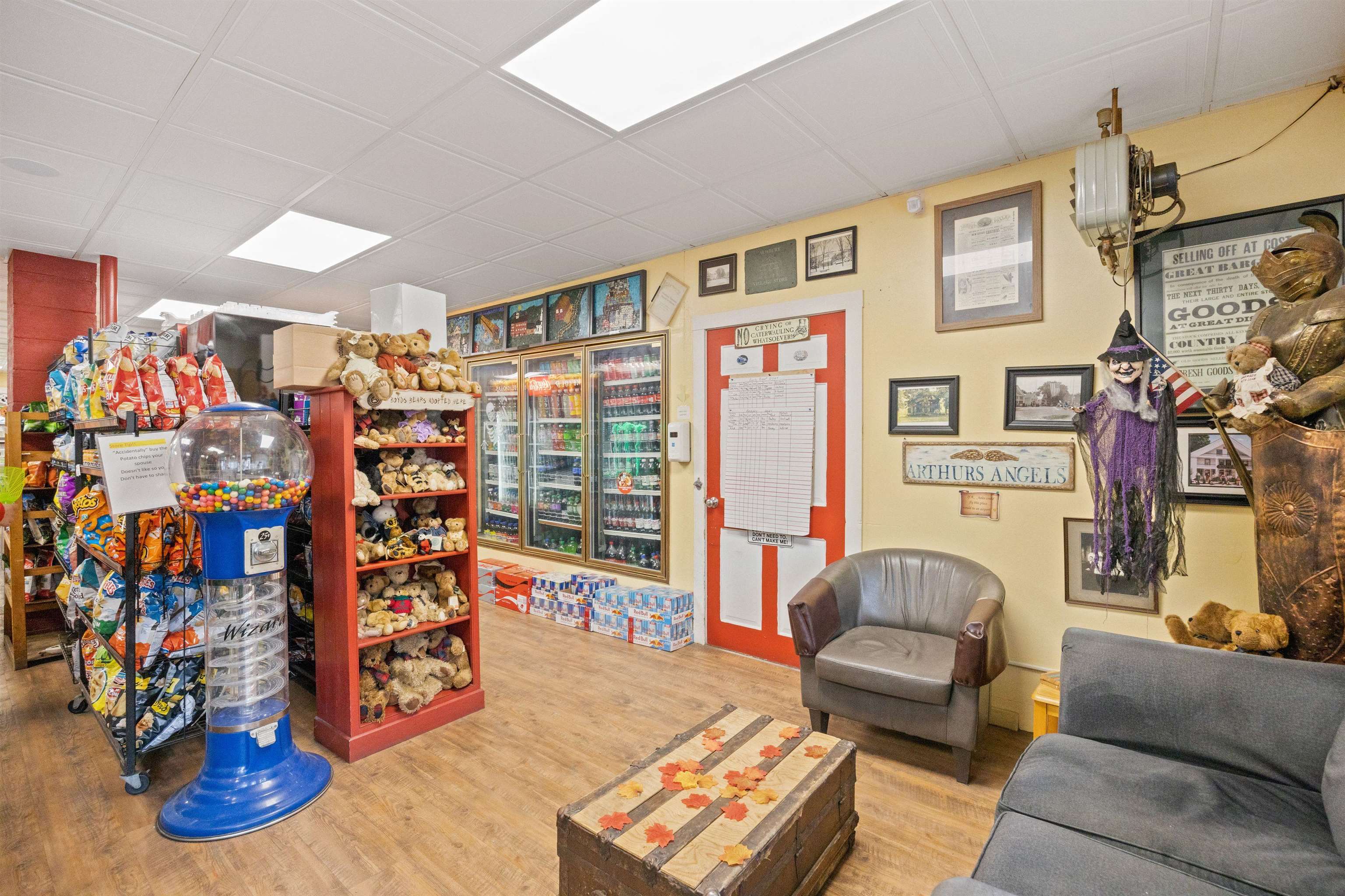 4991 Main Street