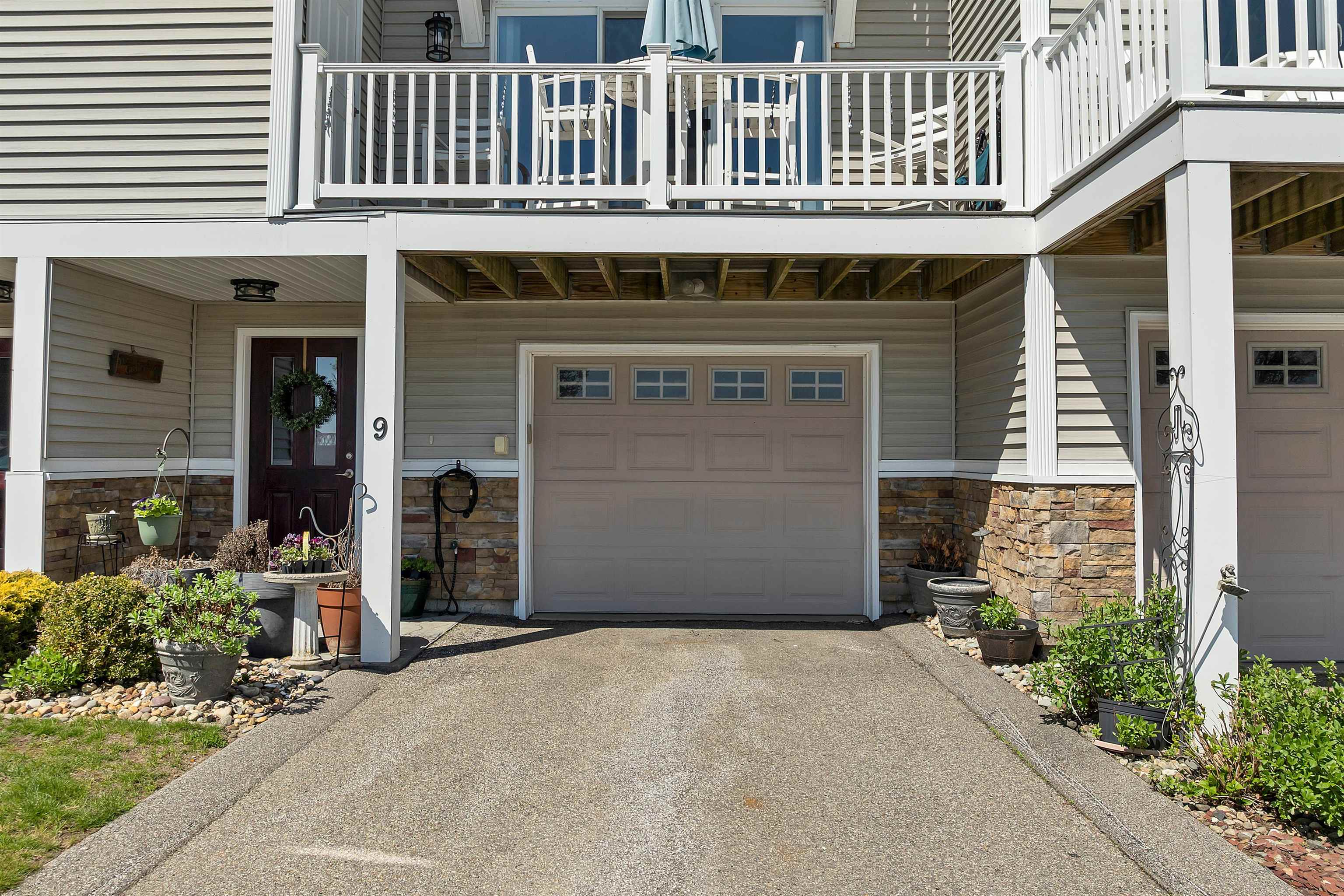 24 Harbor Road 9
