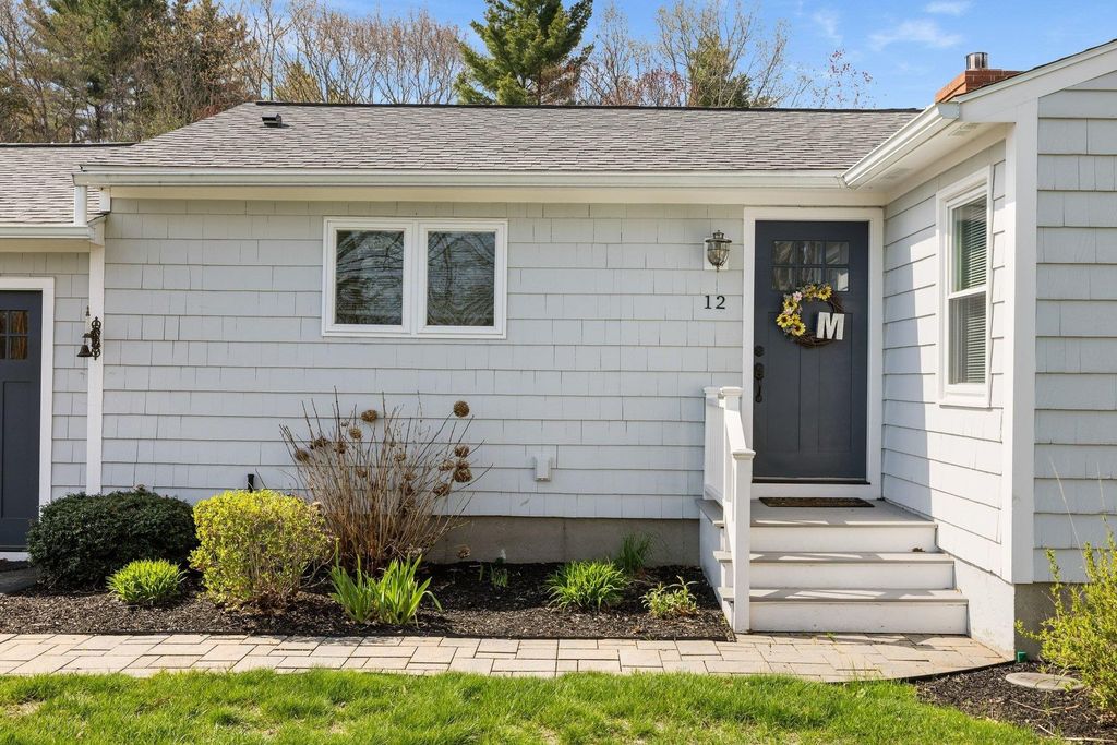 Photo of 12 Hobbs Road, North Hampton, NH 03862 (MLS # 5087451)
