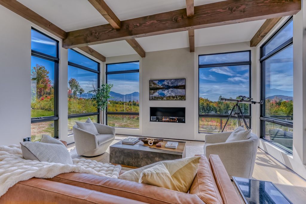 Photo of 289 Ledgewood Drive, Bethlehem, NH 03574 (MLS # 5052894)