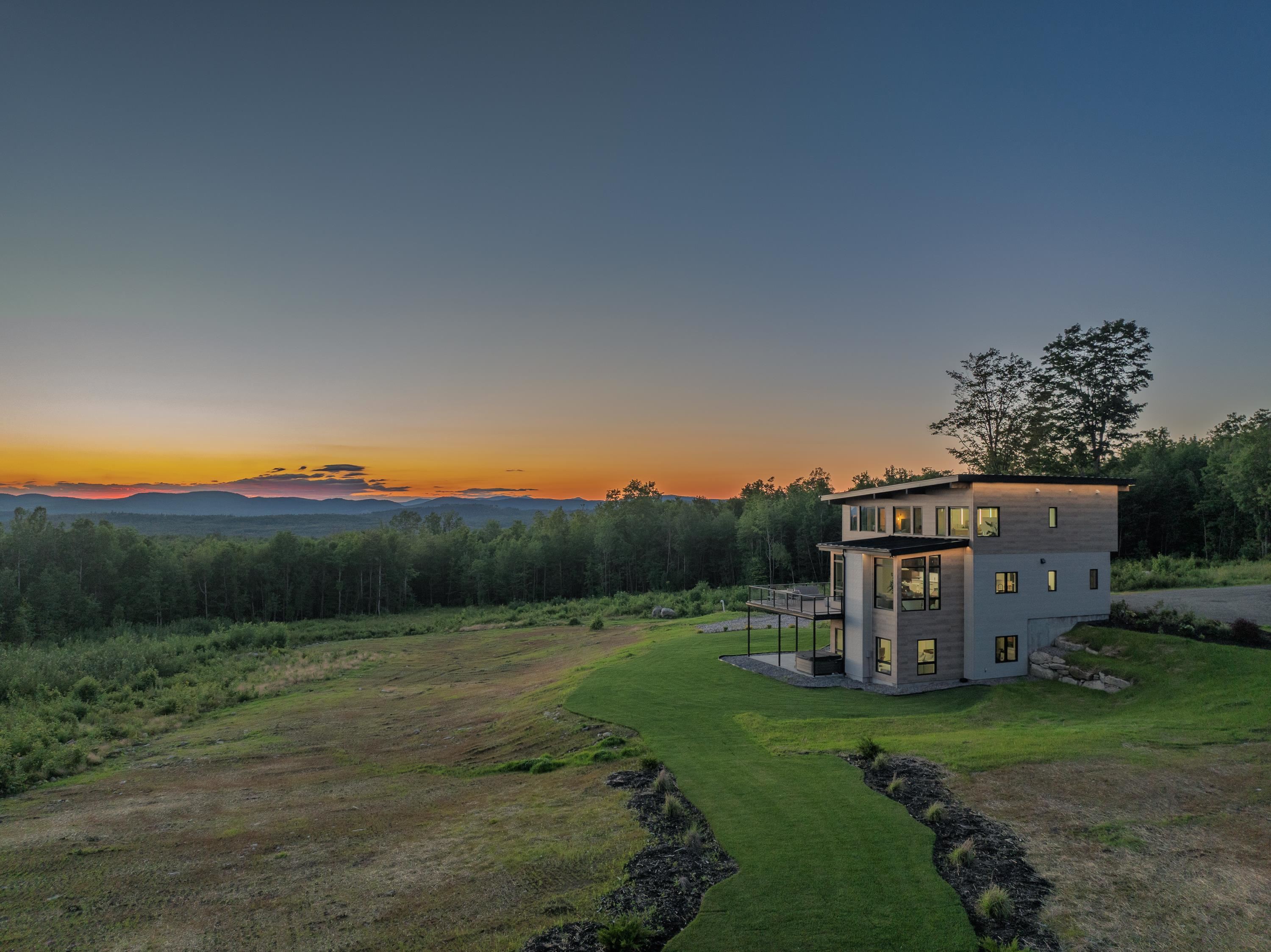 289 Ledgewood Drive
