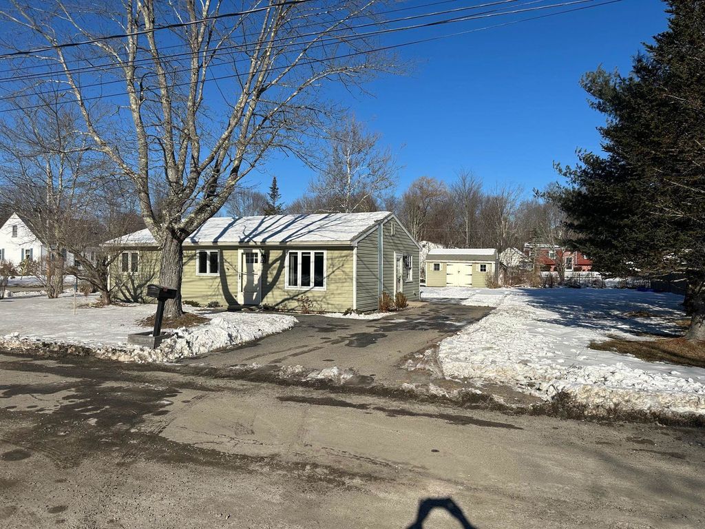 Photo of 2 LaPerle Avenue, Exeter, NH 03833 (MLS # 5074904)