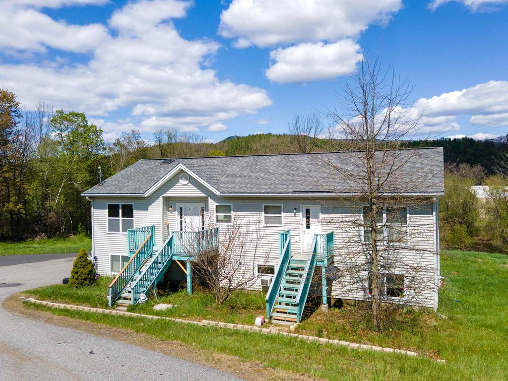 Photo of 264 Chestnut Street, Claremont, NH 03743 (MLS # 5088001)