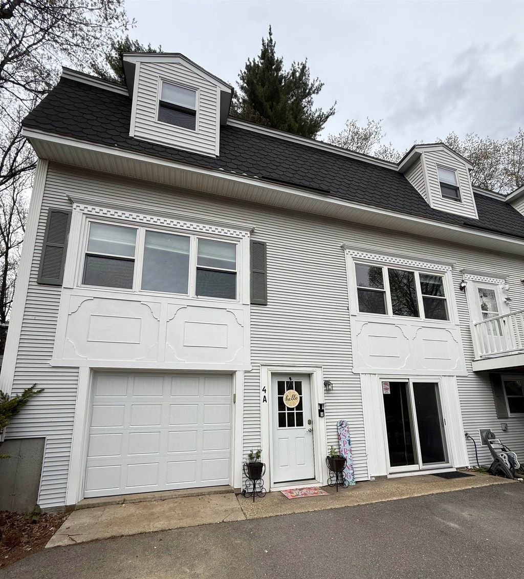 Photo of 4 Sunset Drive #A, Londonderry, NH 03053 (MLS # 5088712)