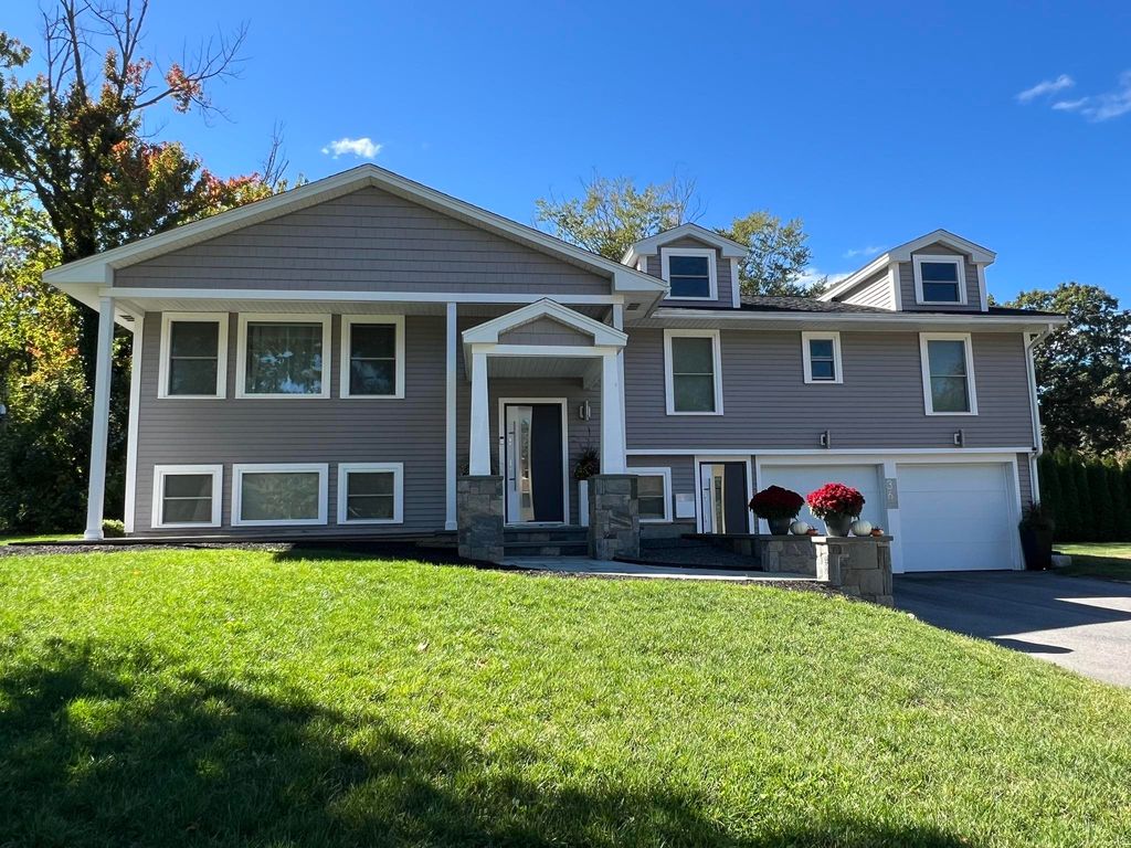 Photo of 36 TAYLOR Lane, Portsmouth, NH 03801 (MLS # 5063847)