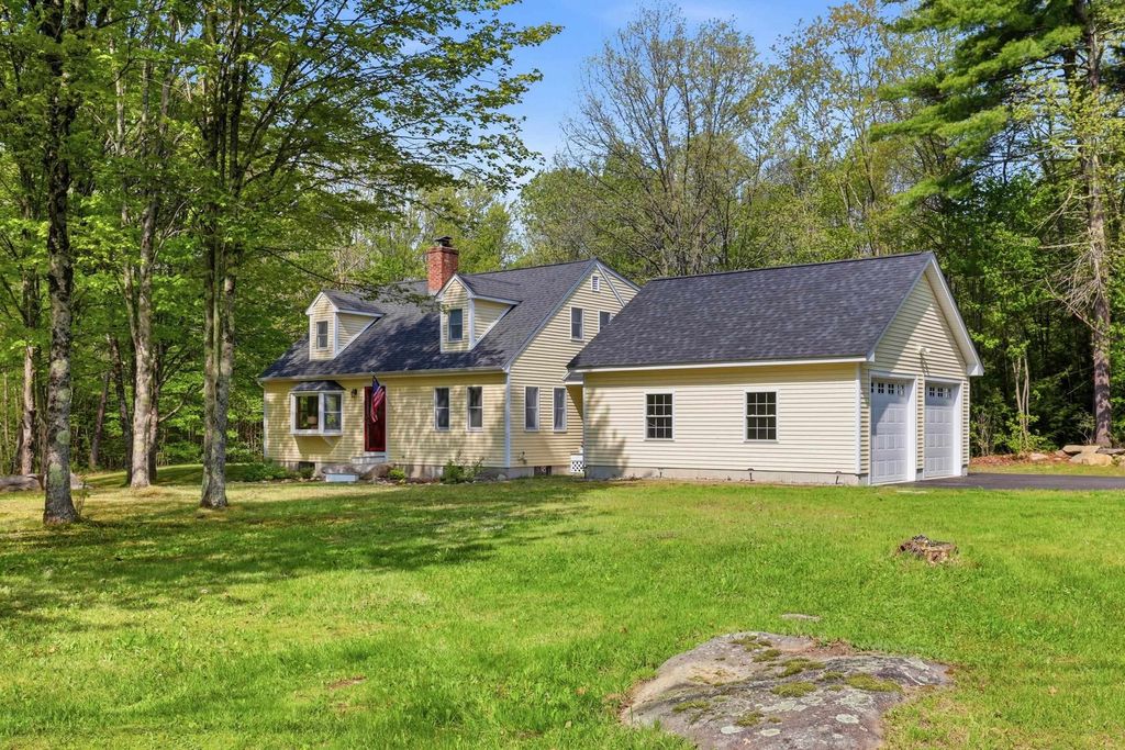 Photo of 1 Howard Lane, New Boston, NH 03070 (MLS # 5089723)