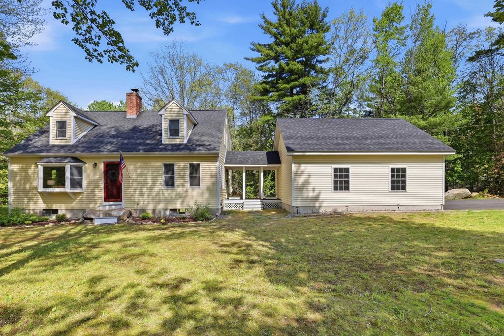 Photo of 1 Howard Lane, New Boston, NH 03070 (MLS # 5089723)