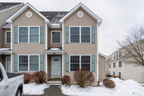 37 Shadowbrook Drive B Hudson NH 03051