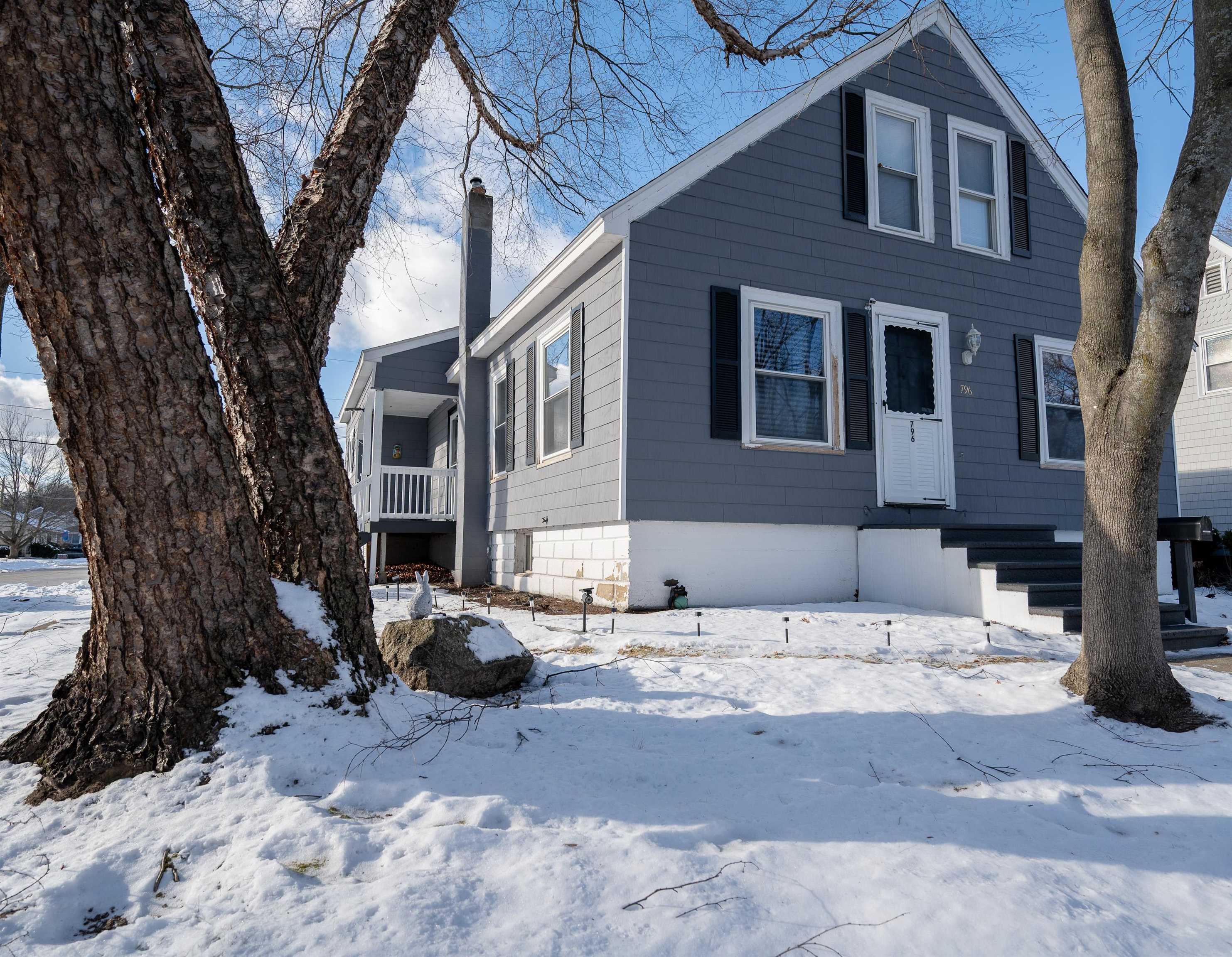 796 Montgomery Street