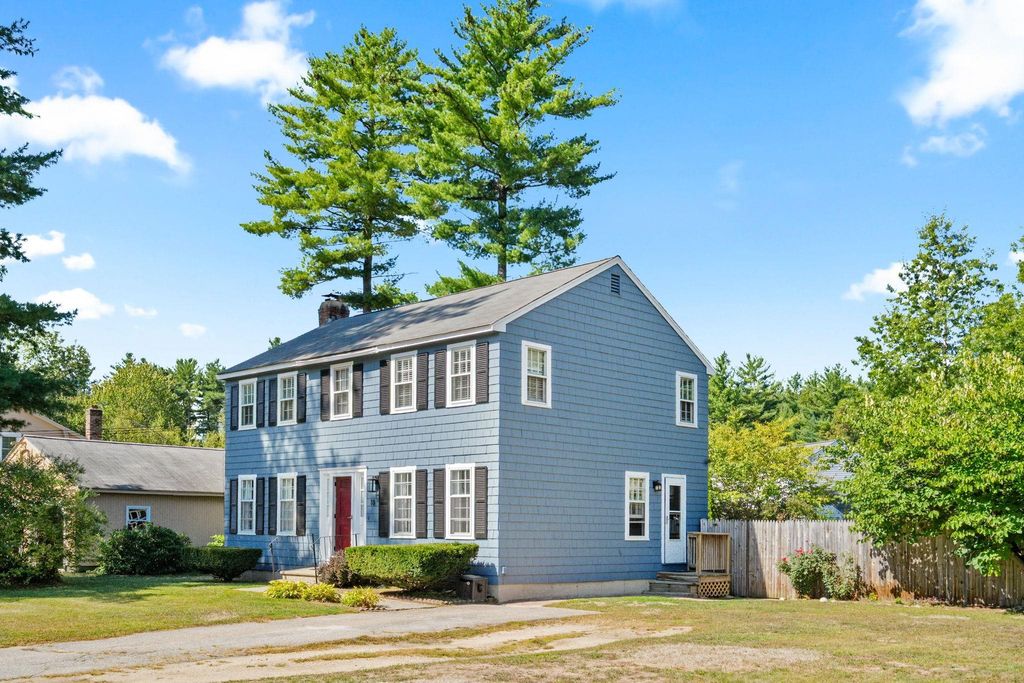 Photo of 18 Baymeadow Drive, Nashua, NH 03063 (MLS # 5062054)