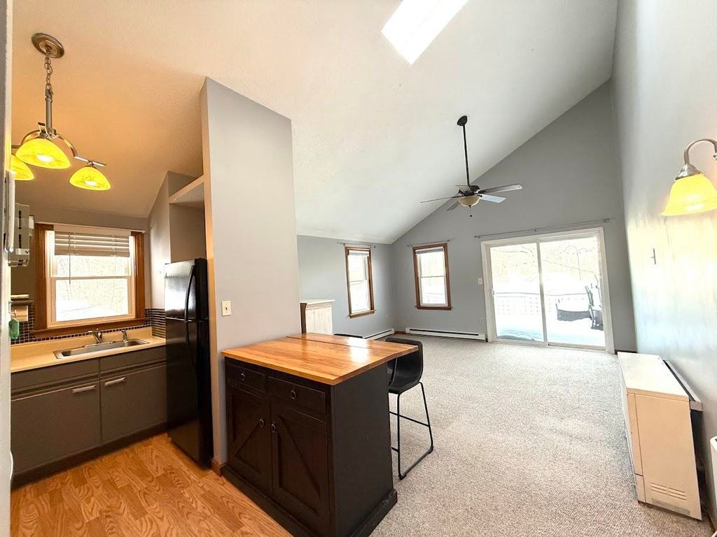 Photo of 21 Plaza Village Road #D, Plymouth, NH 03264 (MLS # 5077713)