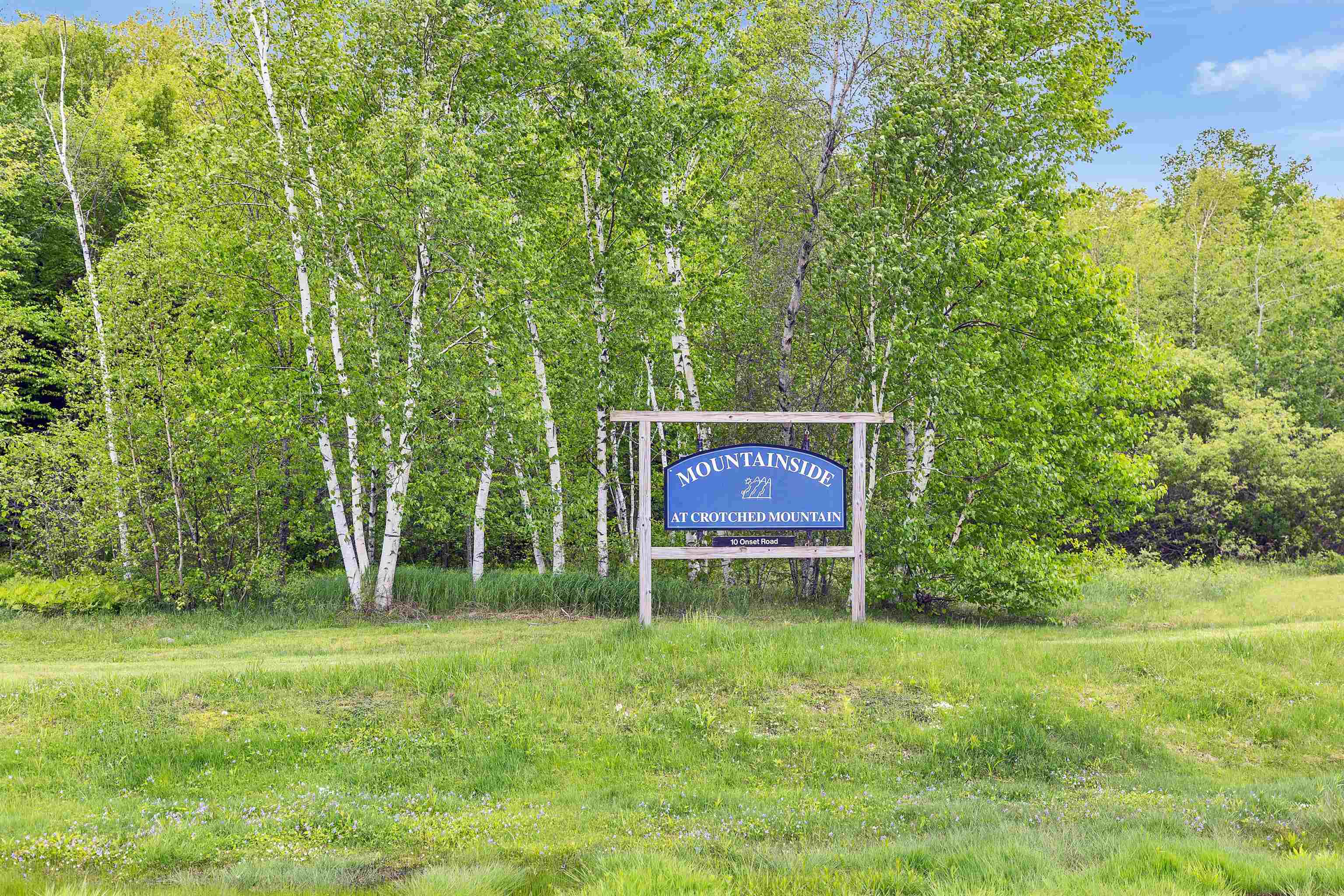 Bennington, New Hampshire 03442, United States, 1 Bedroom Bedrooms, ,1 BathroomBathrooms,Residential,Pending,136682