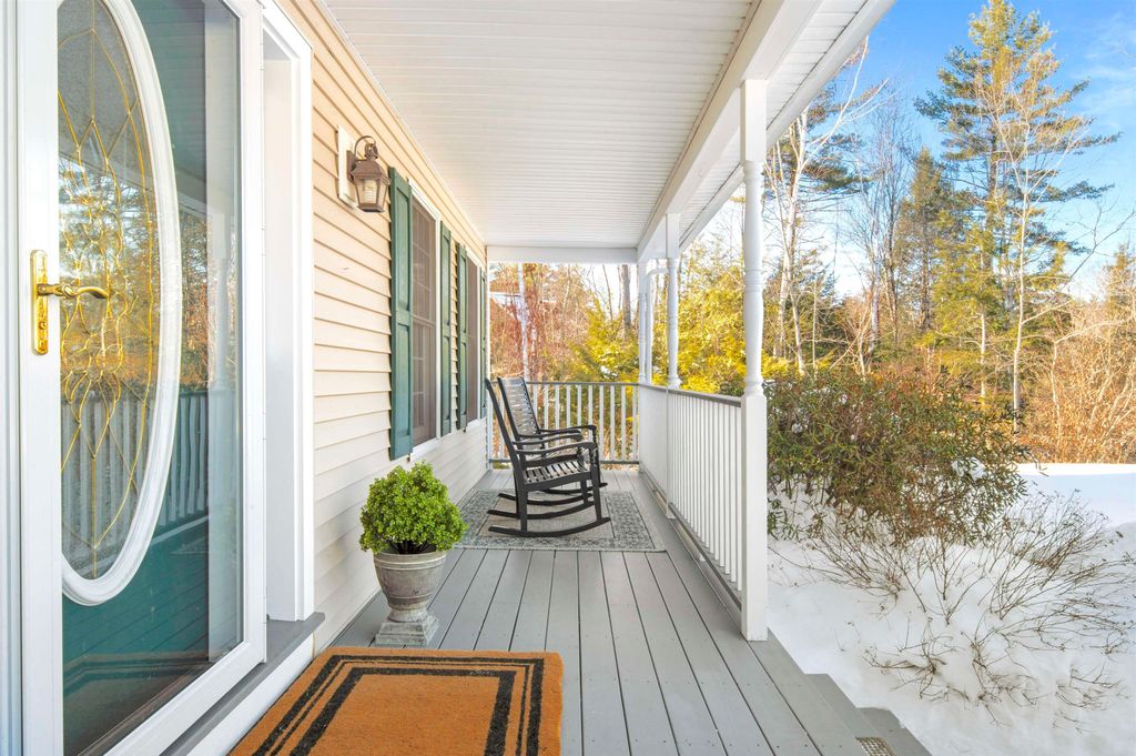 Photo of 5 Monticello Drive, Amherst, NH 03031 (MLS # 5076444)