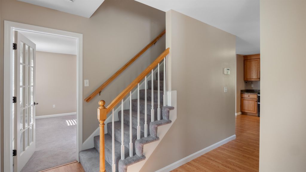 Photo of 25 cottonwood Road, Plaistow, NH 03865 (MLS # 5062097)