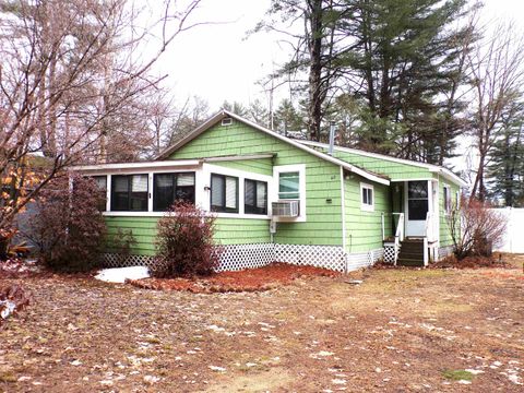 Photo of 40 Lark Street, Franklin, NH 03235 (MLS # 5081858)
