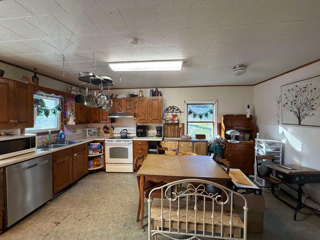 Photo of 17 Pappas Road, Claremont, NH 03743 (MLS # 5070851)