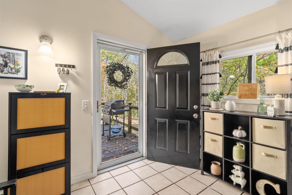 Photo of 88 Perch Pond Road, Holderness, NH 03245 (MLS # 5065127)