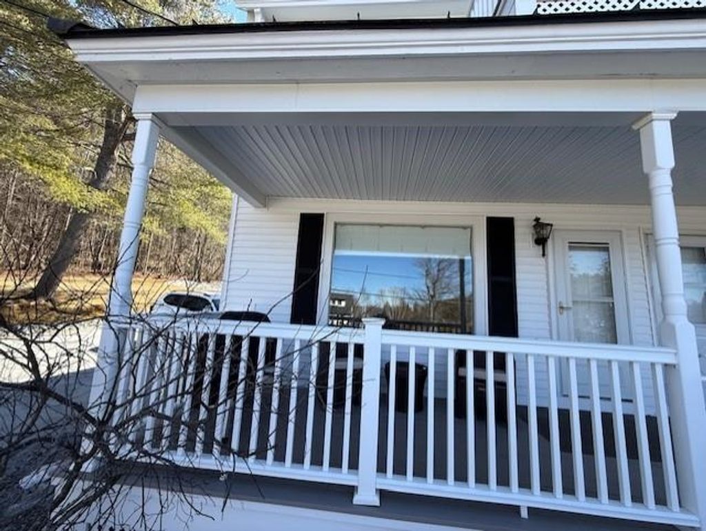 Photo of 14 Lake Avenue #2, Sunapee, NH 03782 (MLS # 5081157)