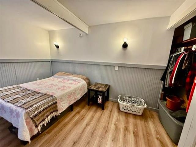 59 & 78 Railroad Street