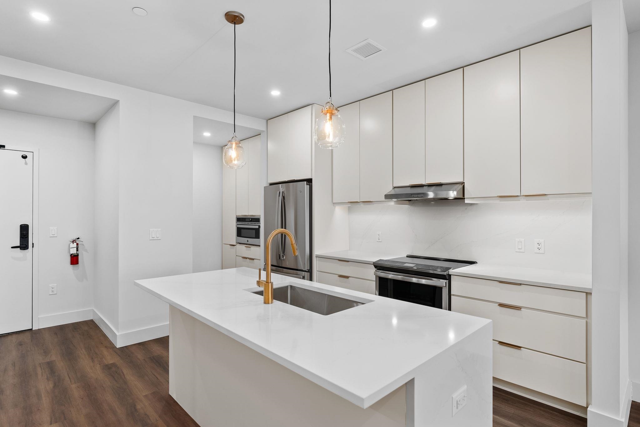 125 Cambrian Way 611