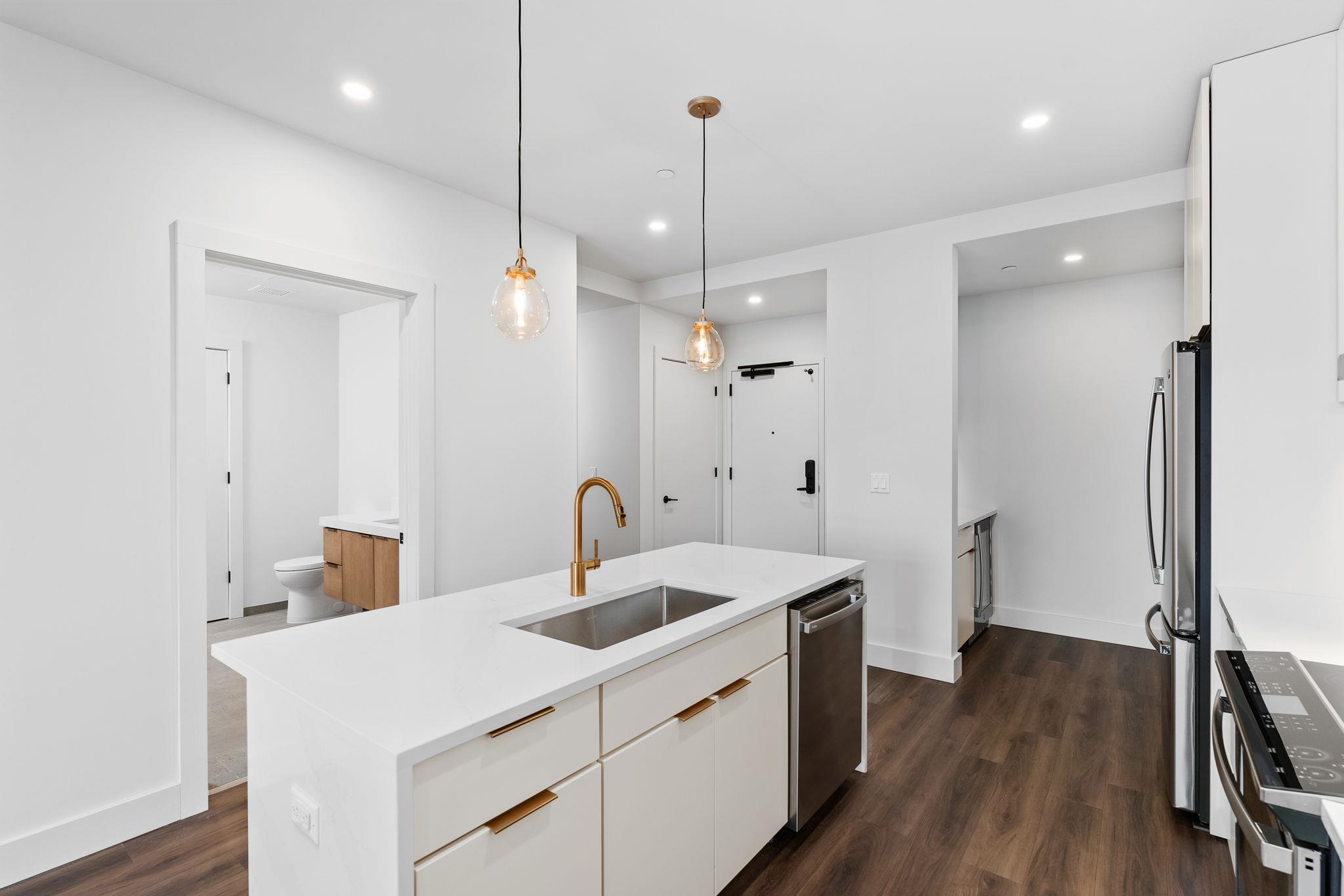 125 Cambrian Way 611