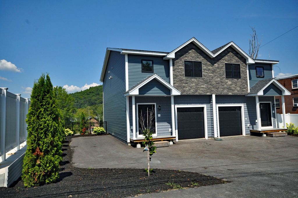 Photo of 40 Beech Street #A, Bristol, NH 03222 (MLS # 5079275)