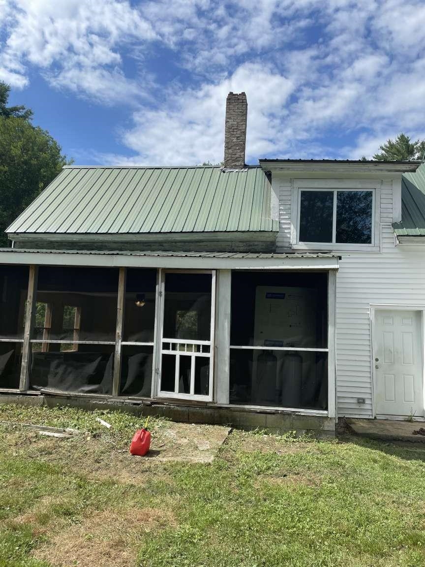 97 Old Wakefield Road