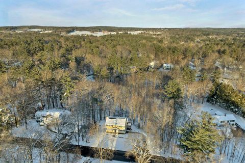 Photo of 9 Barkland Drive, Derry, NH 03038 (MLS # 5074636)