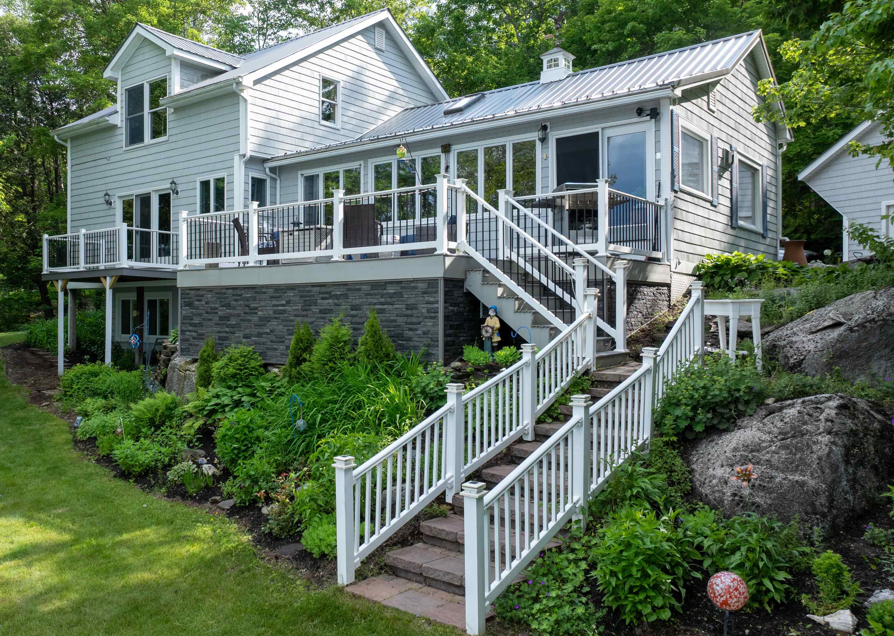 426 West Echo Lake Road