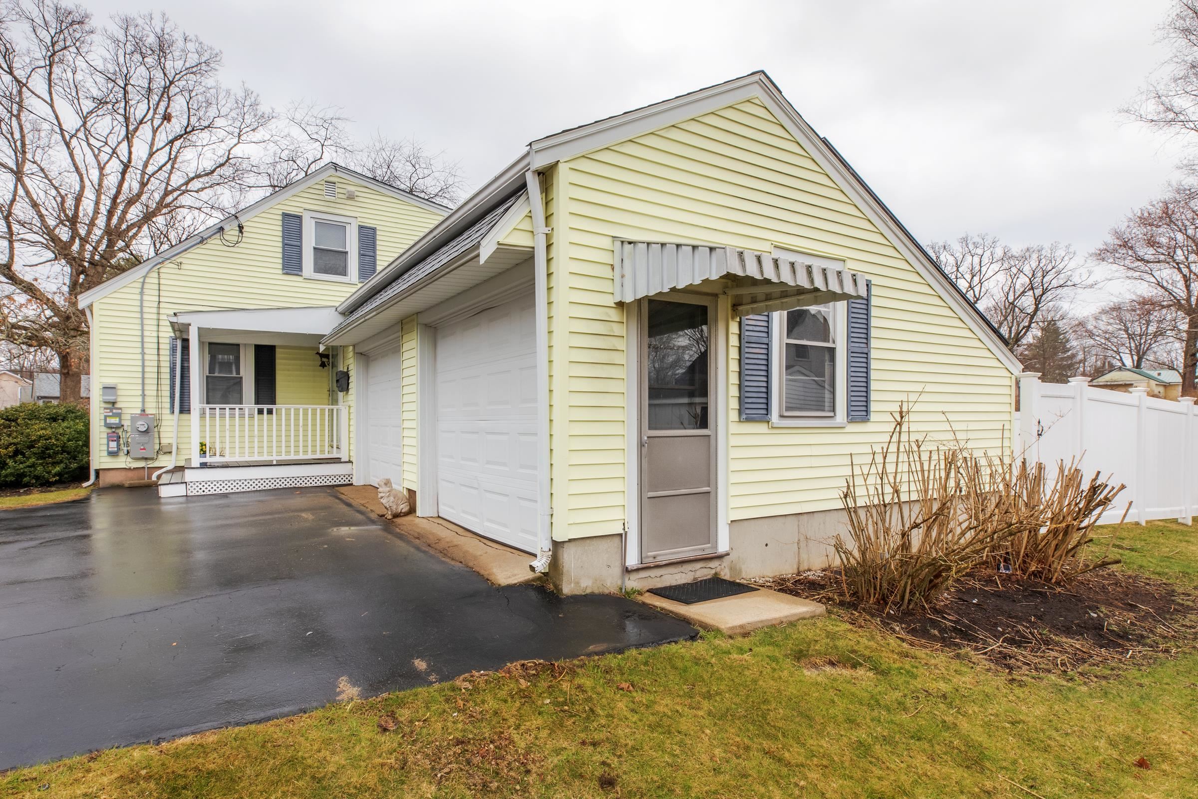 22 Thomsen Road